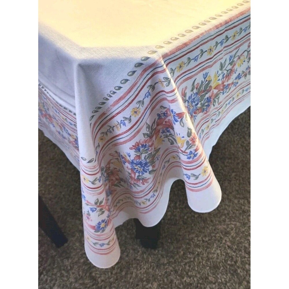 Vntg Foral Stamped Tablecloth 53” Rectangle 60"X 100" Made In Brazil Muslin.